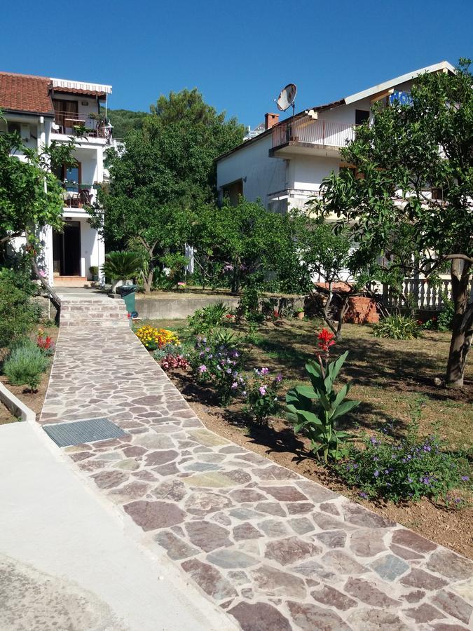 Apartments Budva Center Bagian luar foto